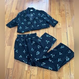 Wilfred Black Pants with matching top with Blue Floral Pattern